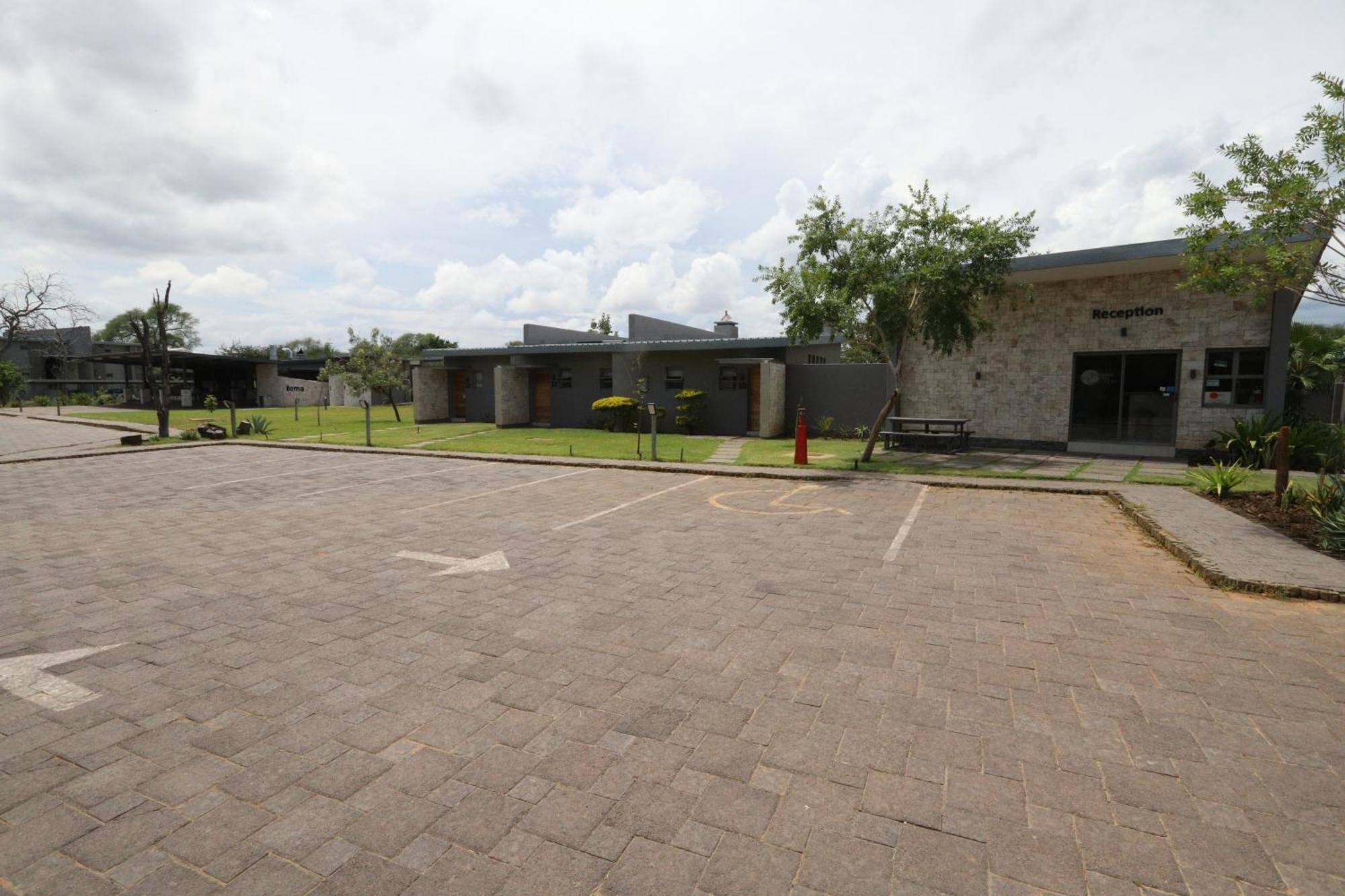 Sandpiper Villas Chobe Kasane Esterno foto